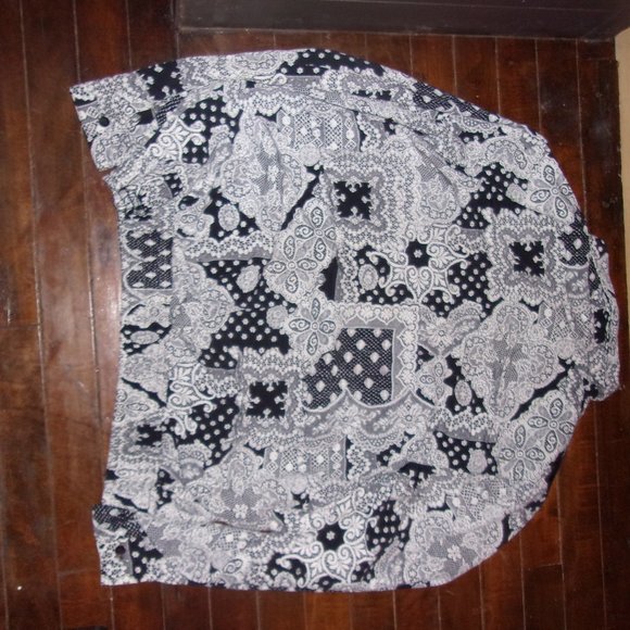 size large womens blouse black white  casual dress shirt  light - Picture 4 of 4